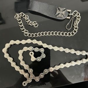 Set of 2 gothic wallet chains